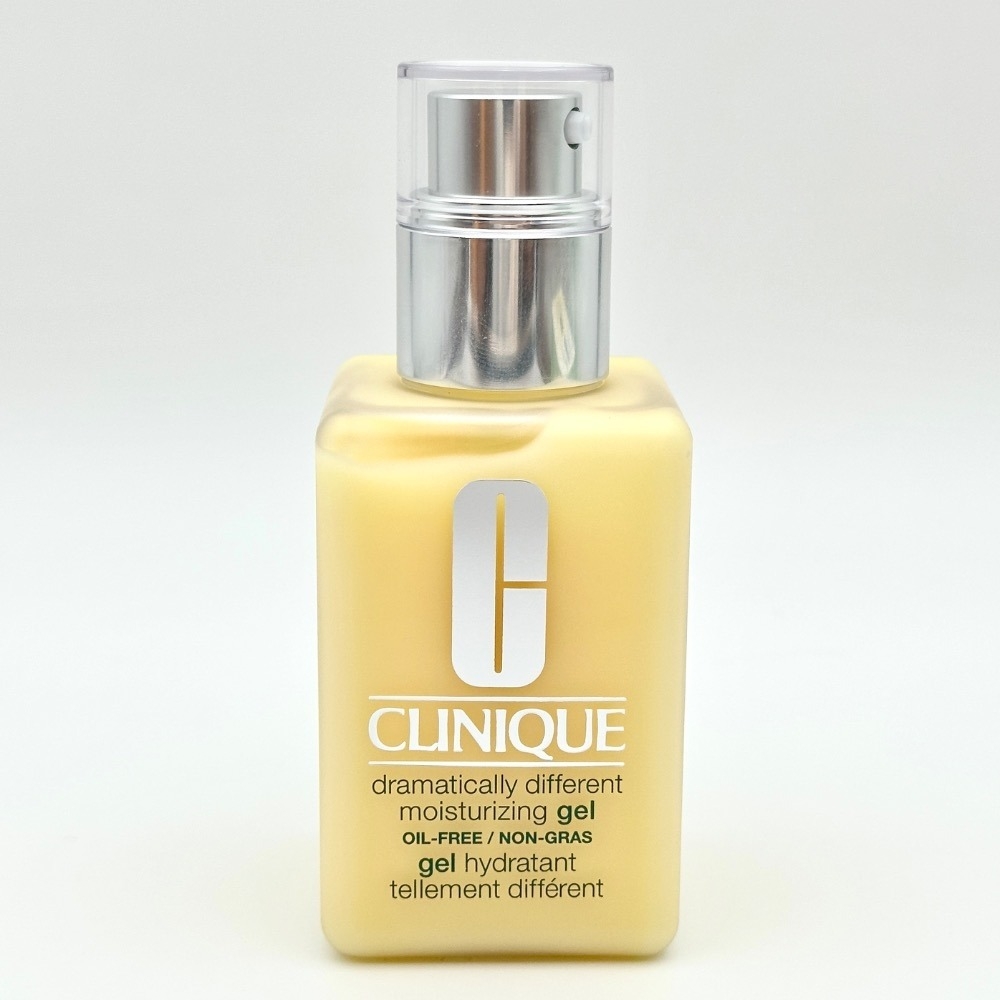 ژل آبرسان کلینیک دراماتیکالی دیفرنت پوست چرب