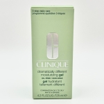 ژل آبرسان کلینیک دراماتیکالی دیفرنت پوست چرب