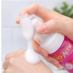 فوم شستشوی صورت نو آکنه NO Acne حاوی عصاره گریپ‌فروت با برس پاک‌کننده