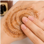 ژل اسکراب اطلس مناسب صورت و بدن