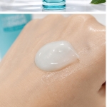 لوسیون/مرطوب‌کننده و آبرسان هیدرا جنیوس لورآل مدل Aloe Water پوست مختلط تا چرب