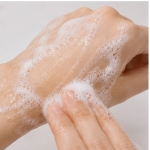 مایع شوینده غیر صابونی صورت لیکوئی پن سبوما